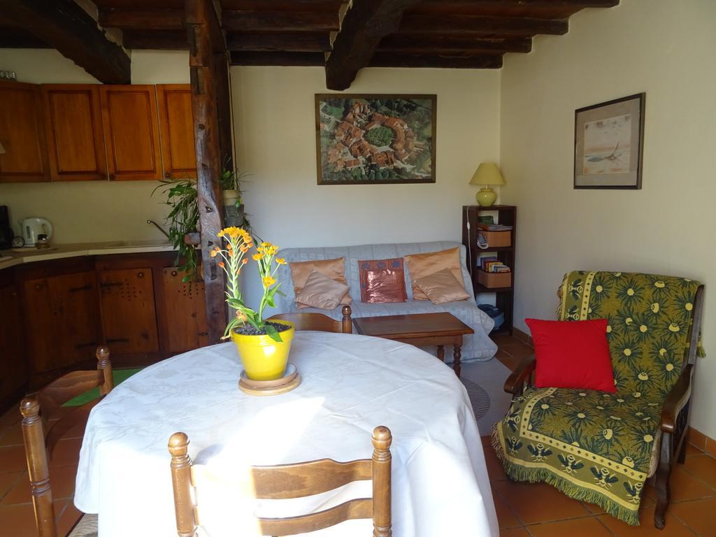 La Maison Des Cornieres Fourcès Buitenkant foto