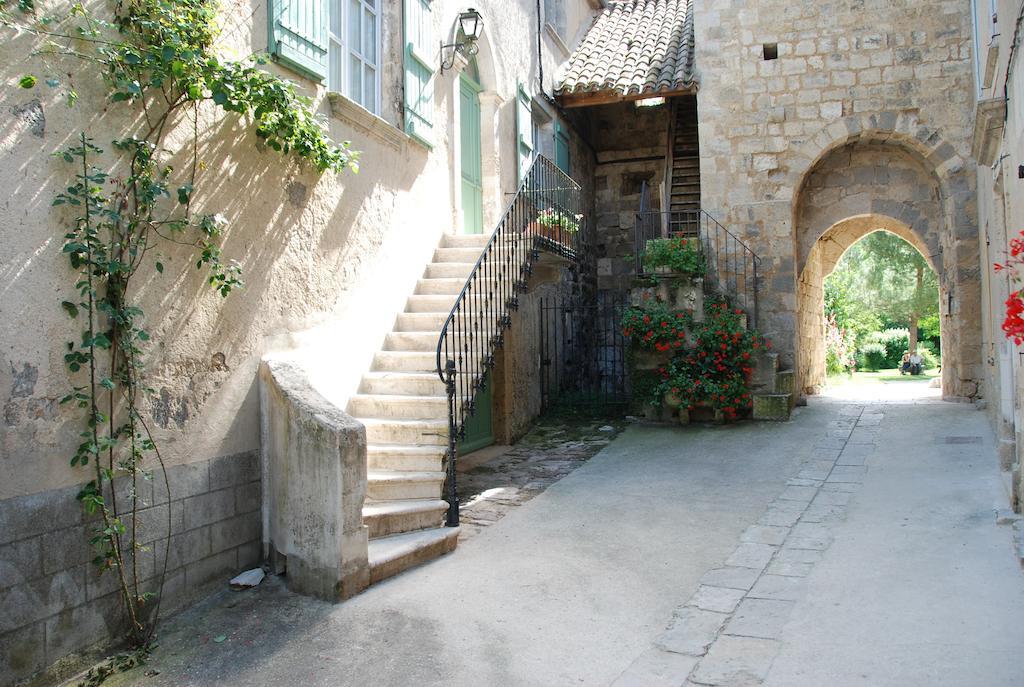 La Maison Des Cornieres Fourcès Buitenkant foto